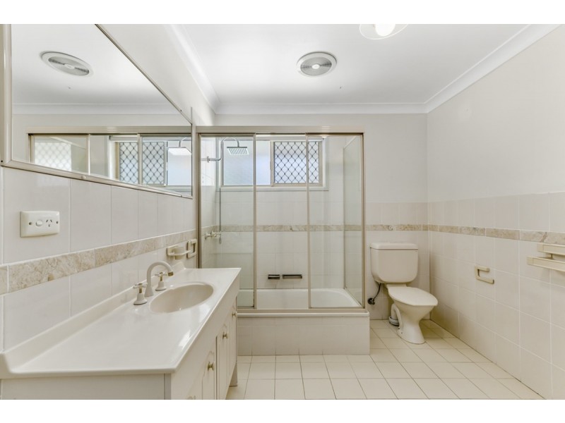 2 Yalkuri Drive, Nerang QLD 4211