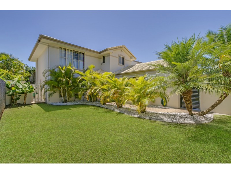 12 Royal Court, Ashmore QLD 4214