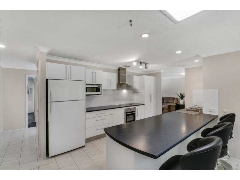 26 Pappas Way, Carrara QLD 4211