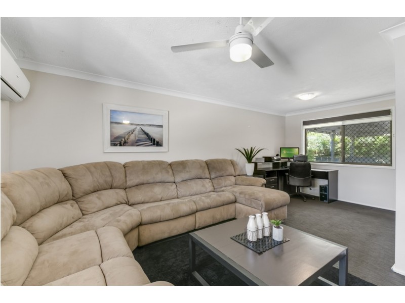 26 Pappas Way, Carrara QLD 4211