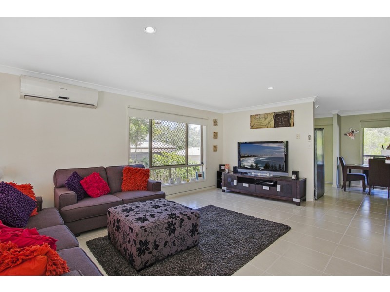 1/17A Debbie Way, Nerang QLD 4211
