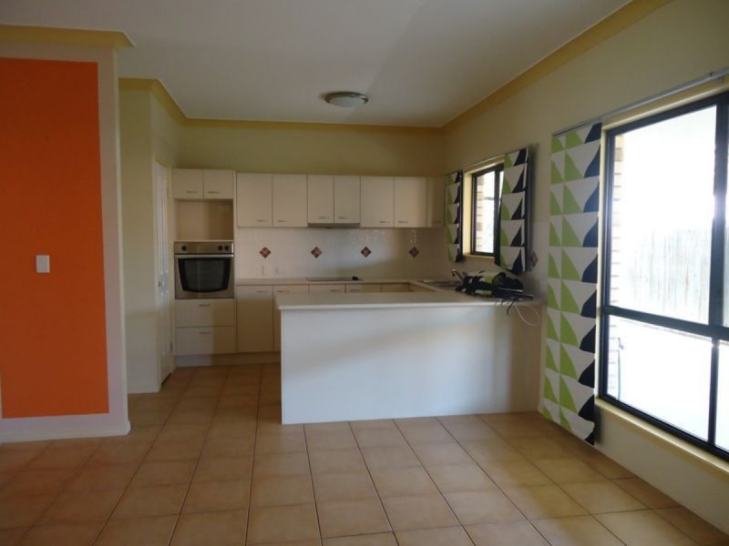 8 Bluetail Crescent, Upper Coomera QLD 4209