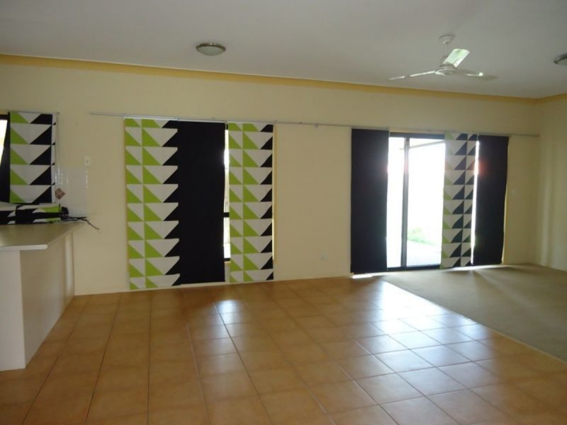 8 Bluetail Crescent, Upper Coomera QLD 4209