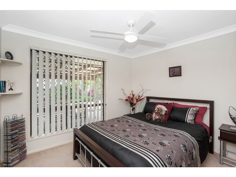 48 Hickey Way, Carrara QLD 4211
