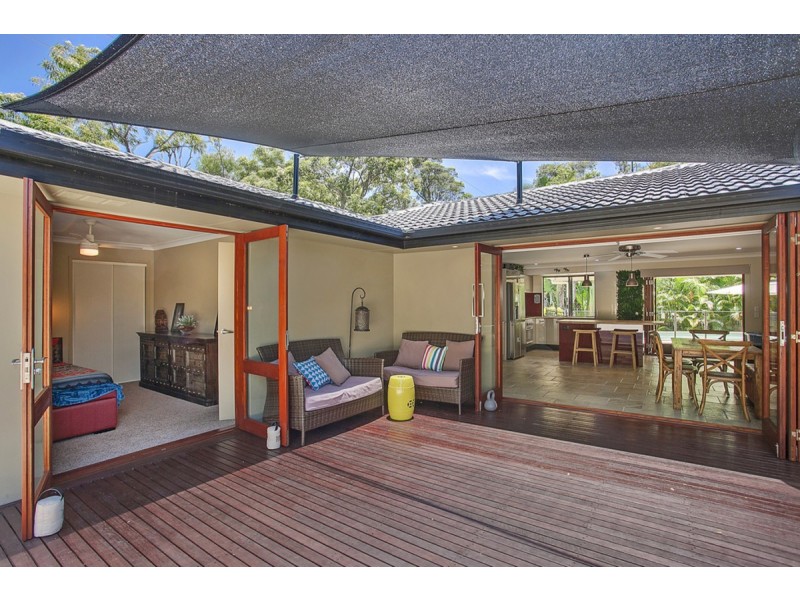 81 Alexander Drive, Highland Park QLD 4211