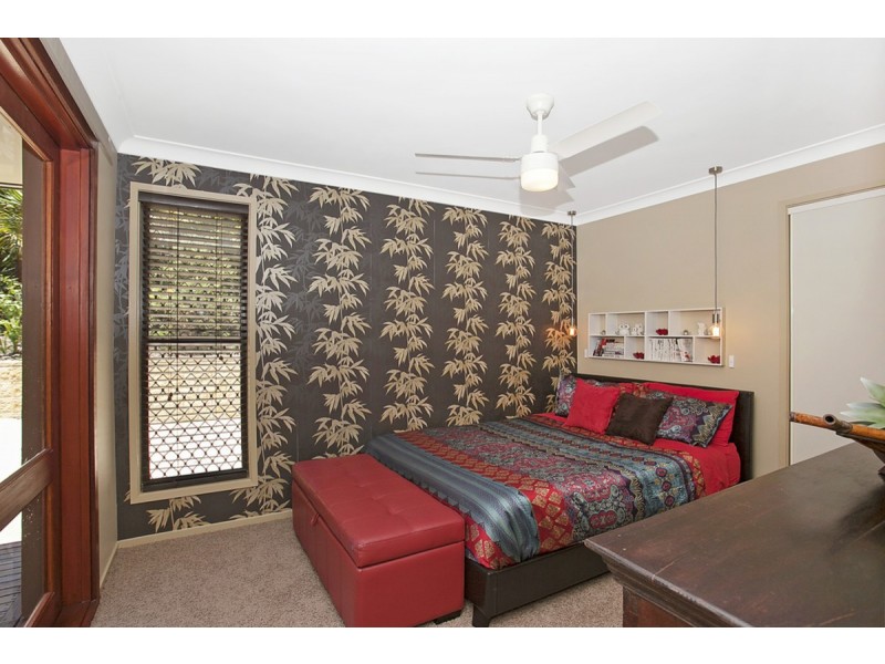 81 Alexander Drive, Highland Park QLD 4211