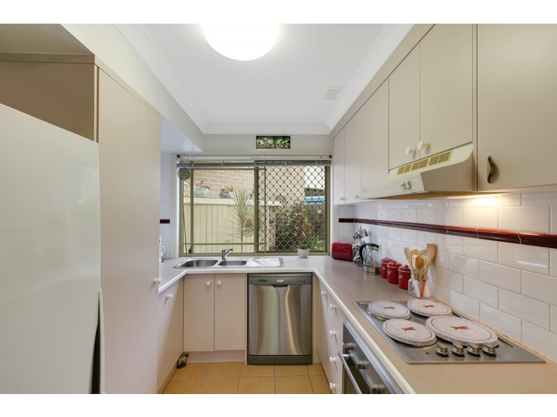 4/41 Beltana Way, Nerang QLD 4211