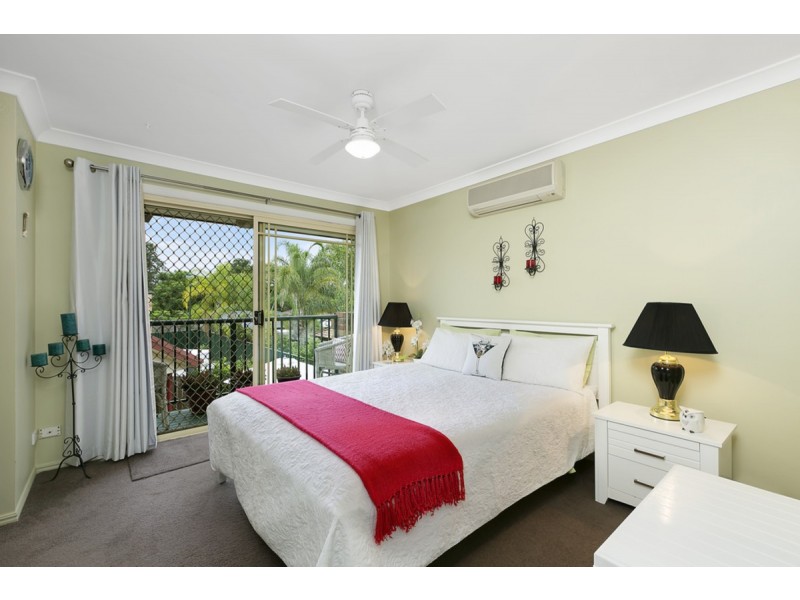 4/41 Beltana Way, Nerang QLD 4211