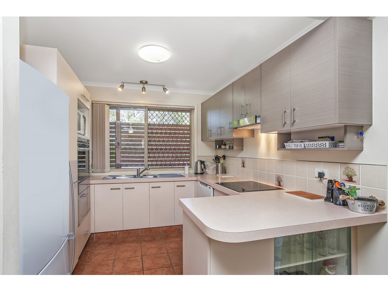 1 Sevenoaks Court, Worongary QLD 4213