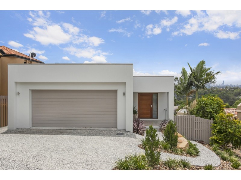 24 Ardrossan Place, Highland Park QLD 4211