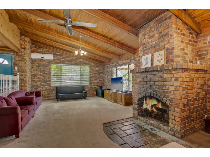 3 Curragh Court, Worongary QLD 4213