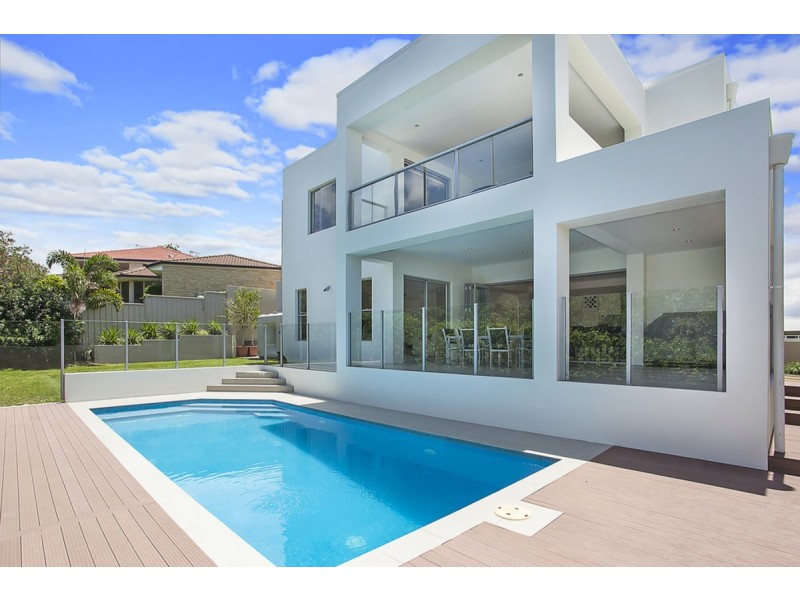 30 Tara Vista Boulevard, Highland Park QLD 4211
