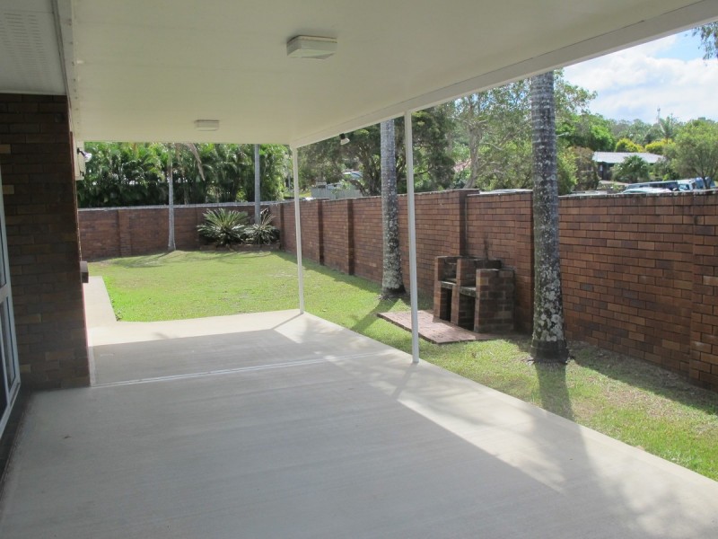 2 Loxton Court, Helensvale QLD 4212