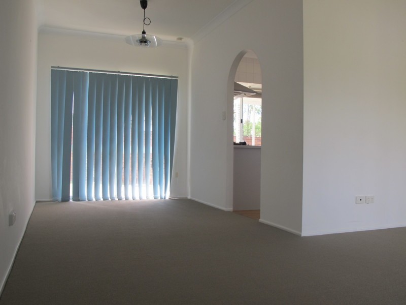 2 Loxton Court, Helensvale QLD 4212