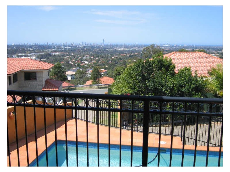 75 Armstrong Way, Highland Park QLD 4211
