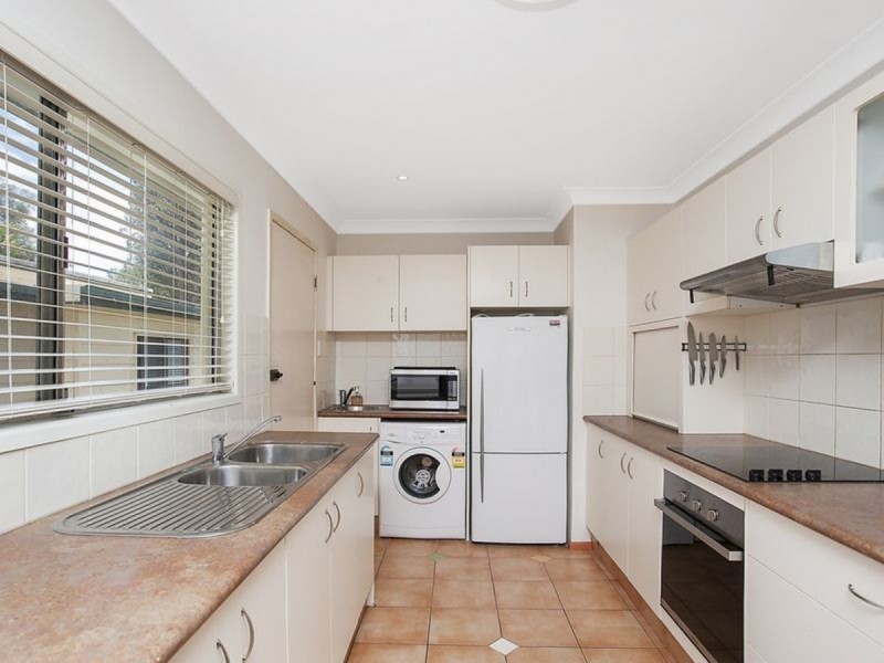 19 Moora Street, Ashmore QLD 4214