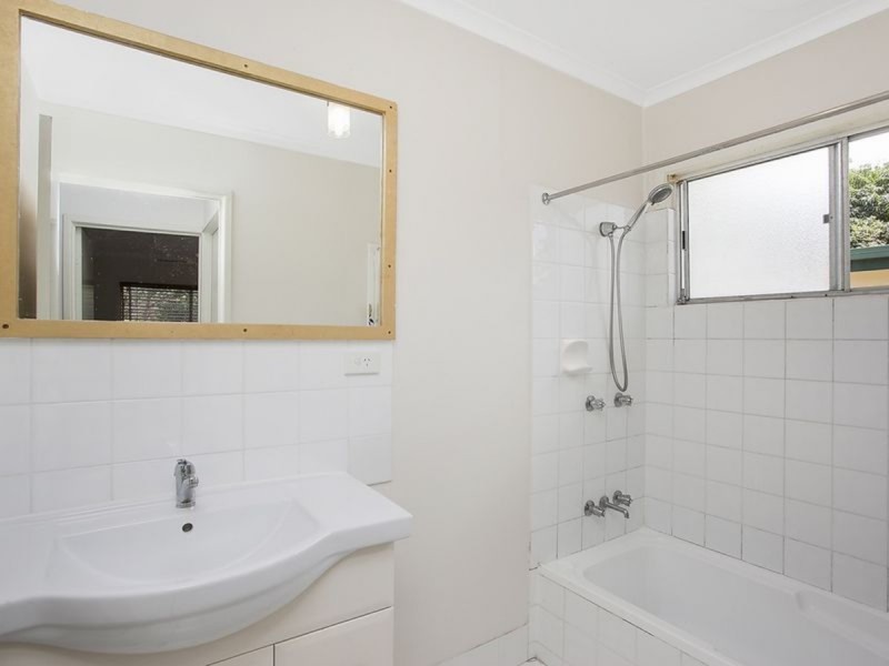 19 Moora Street, Ashmore QLD 4214