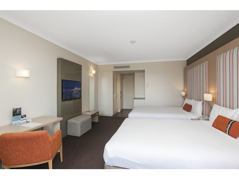 149/64 Palm Meadows Drive, Carrara QLD 4211