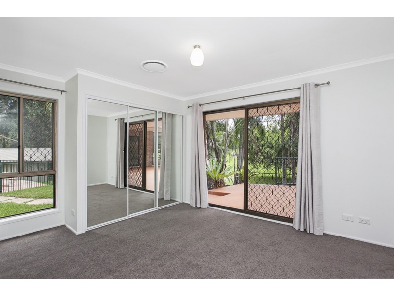 39 Winderadeen Drive, Highland Park QLD 4211