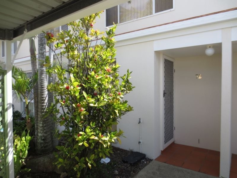 72/125 Pappas Way, Carrara QLD 4211