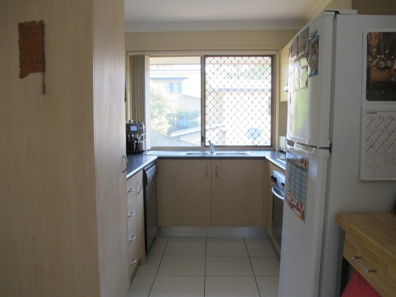 2/82 Paddington Drive, Carrara QLD 4211