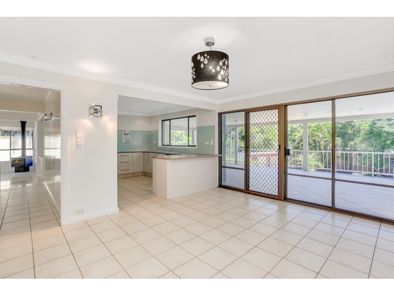 13 Bartlett Avenue, Nerang QLD 4211