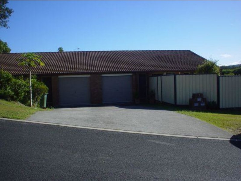 2/1 Keats Place, Nerang QLD 4211