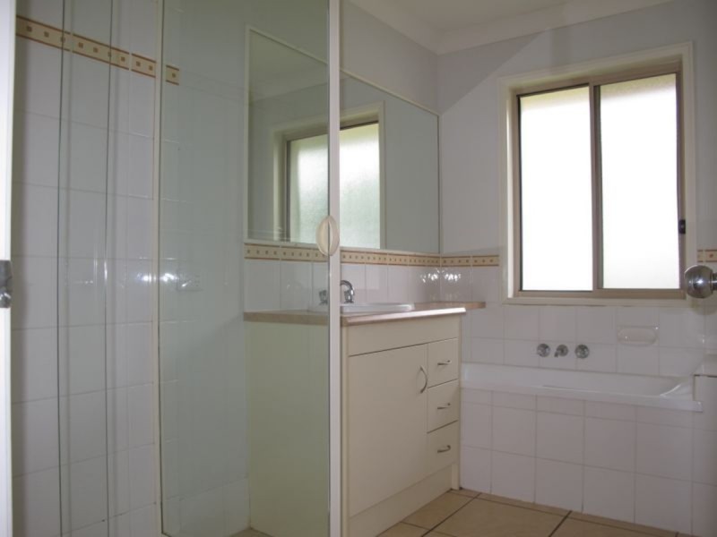 1 Kaizlee Crescent, Upper Coomera QLD 4209