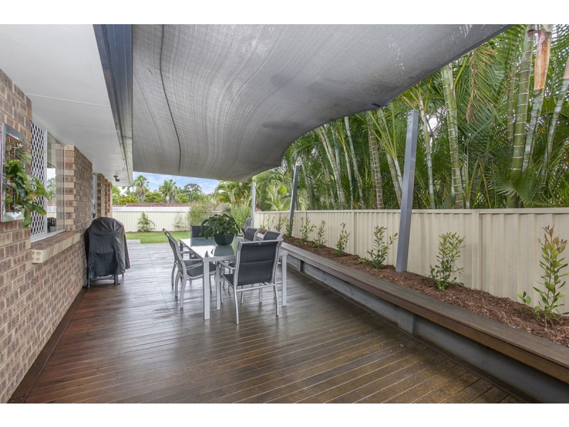 1 Haddon Court, Carrara QLD 4211