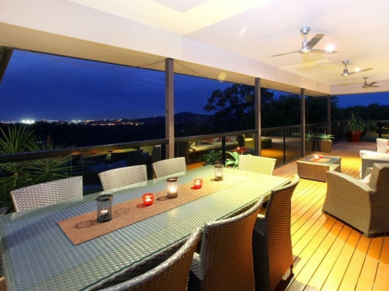 9 Blue Hill Court, Nerang QLD 4211