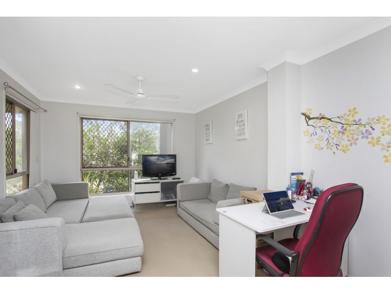 2/61 Riverpark Drive, Nerang QLD 4211