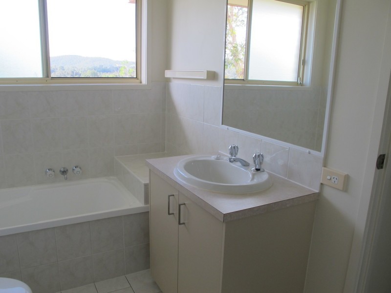 2 Forestwood Court, Nerang QLD 4211