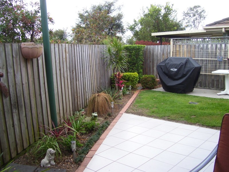 10 Rhiannon Drive, Ashmore QLD 4214