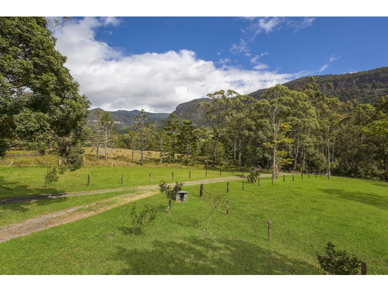 2941 Nerang-Murwillumbah Road, Natural Bridge QLD 4211