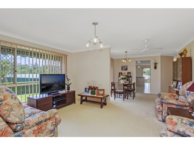 2 Strauss Court, Nerang QLD 4211