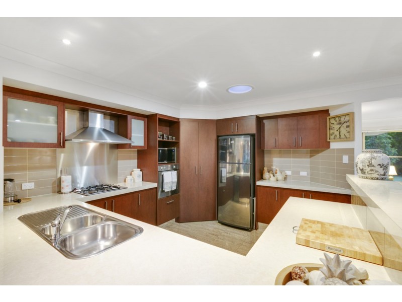41 Mountain View Crest, Mount Nathan QLD 4211