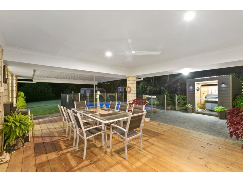 41 Mountain View Crest, Mount Nathan QLD 4211