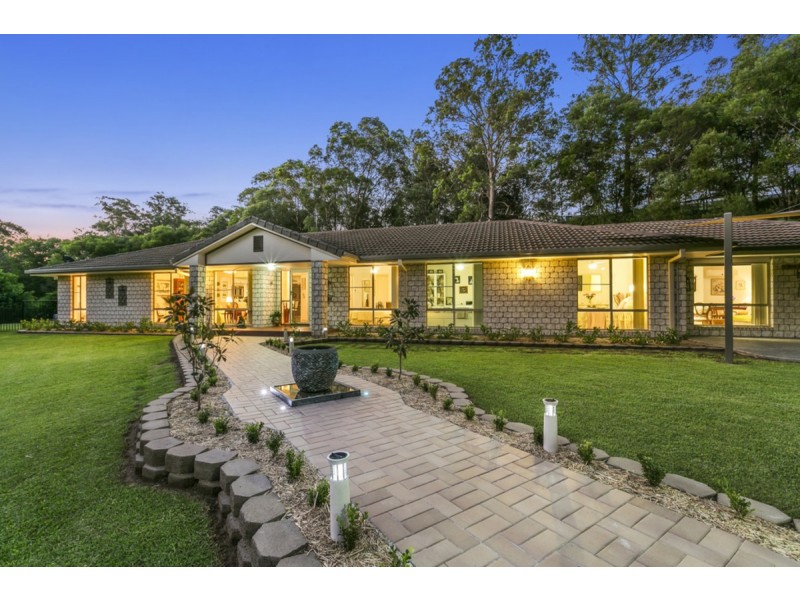 41 Mountain View Crest, Mount Nathan QLD 4211