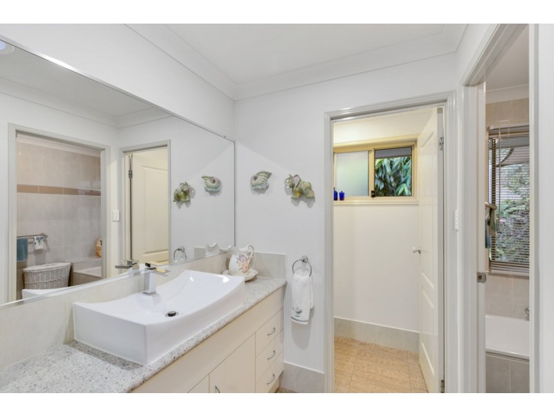 41 Mountain View Crest, Mount Nathan QLD 4211
