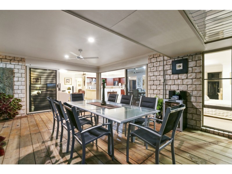 41 Mountain View Crest, Mount Nathan QLD 4211