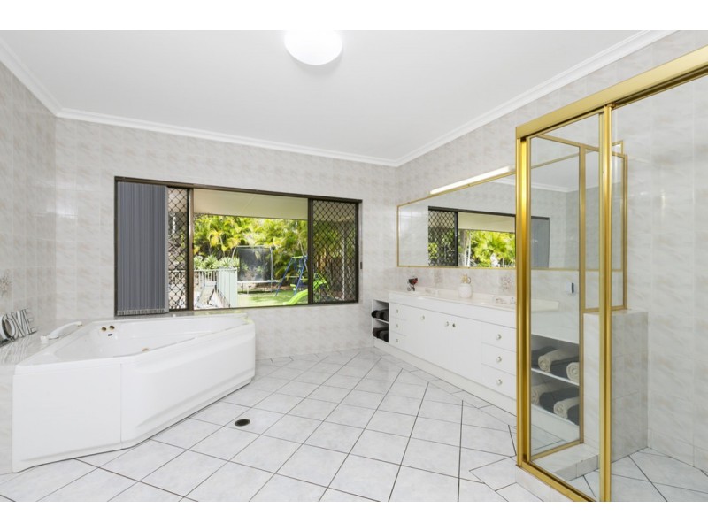 14 Thendara Drive, Mount Nathan QLD 4211