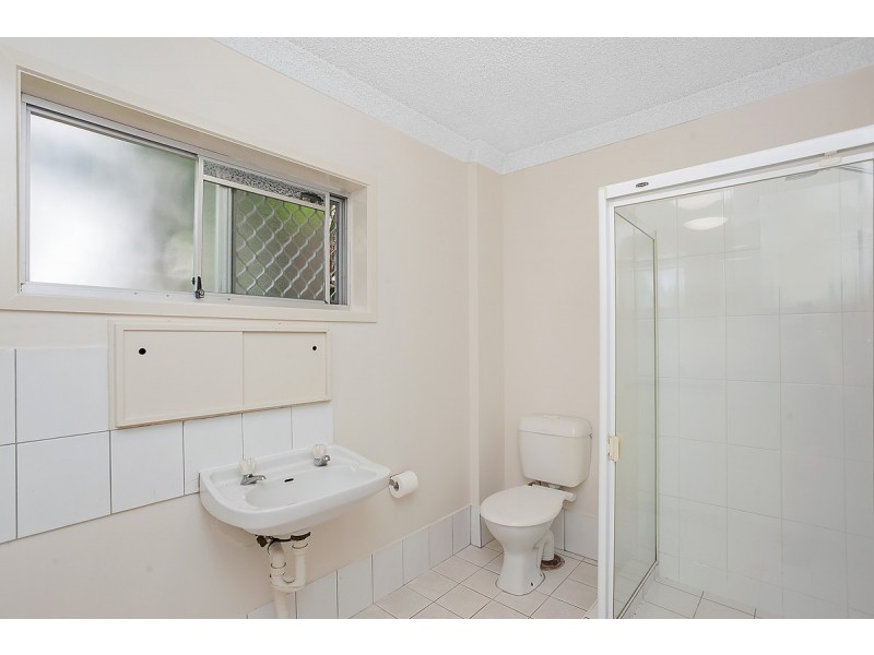 1/12 Markwell Avenue, Surfers Paradise QLD 4217