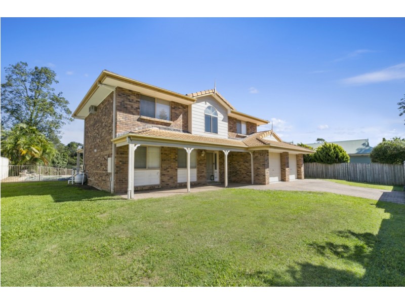 37 Nerang River Drive, Nerang QLD 4211