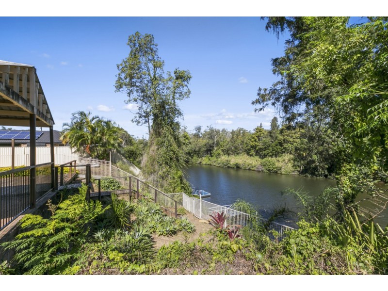 37 Nerang River Drive, Nerang QLD 4211