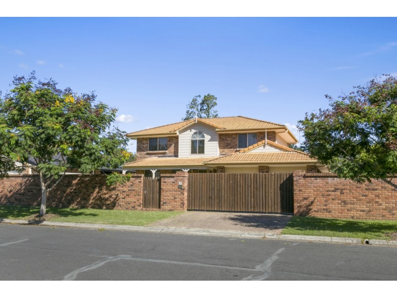 37 Nerang River Drive, Nerang QLD 4211