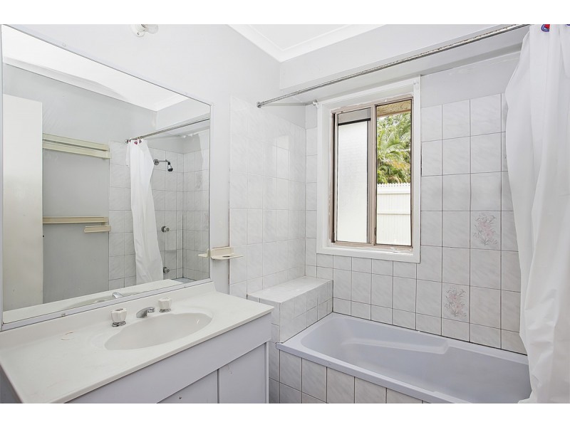 12 Medellin Place, Nerang QLD 4211