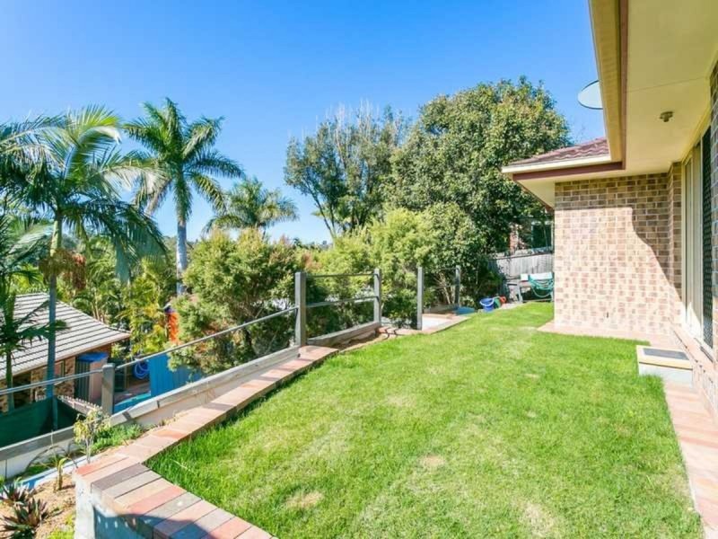 6 Bards Court, Nerang QLD 4211