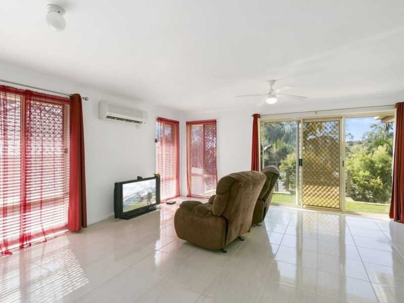 6 Bards Court, Nerang QLD 4211