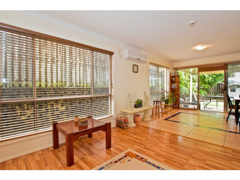 1/6 Rimu Place, Nerang QLD 4211