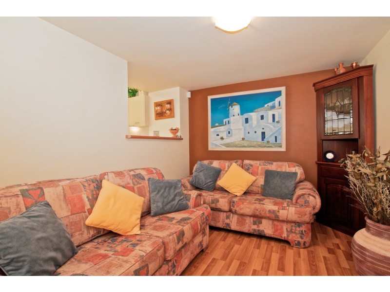 1/6 Rimu Place, Nerang QLD 4211